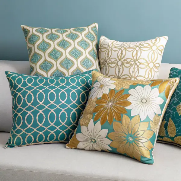 Velvet Throw Pillow Set